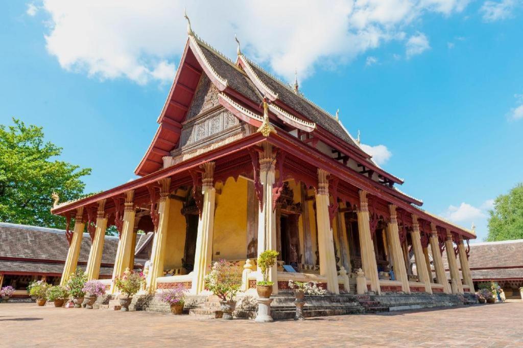 Dhavara Boutique Hotel Vientiane Luaran gambar