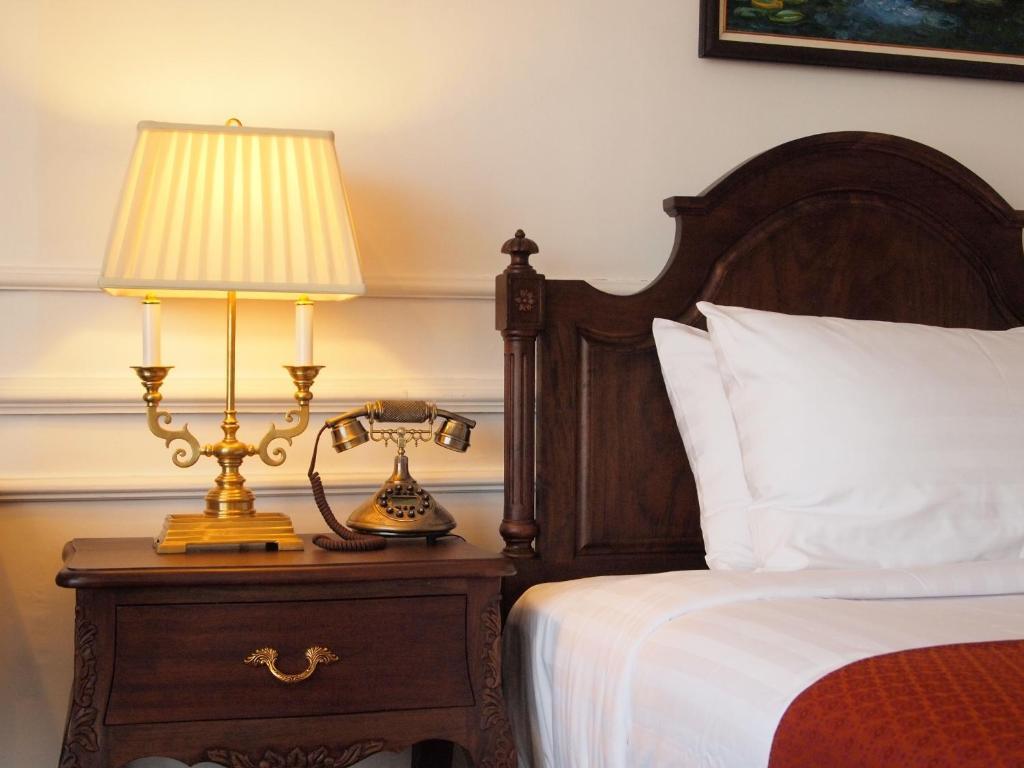 Dhavara Boutique Hotel Vientiane Bilik gambar